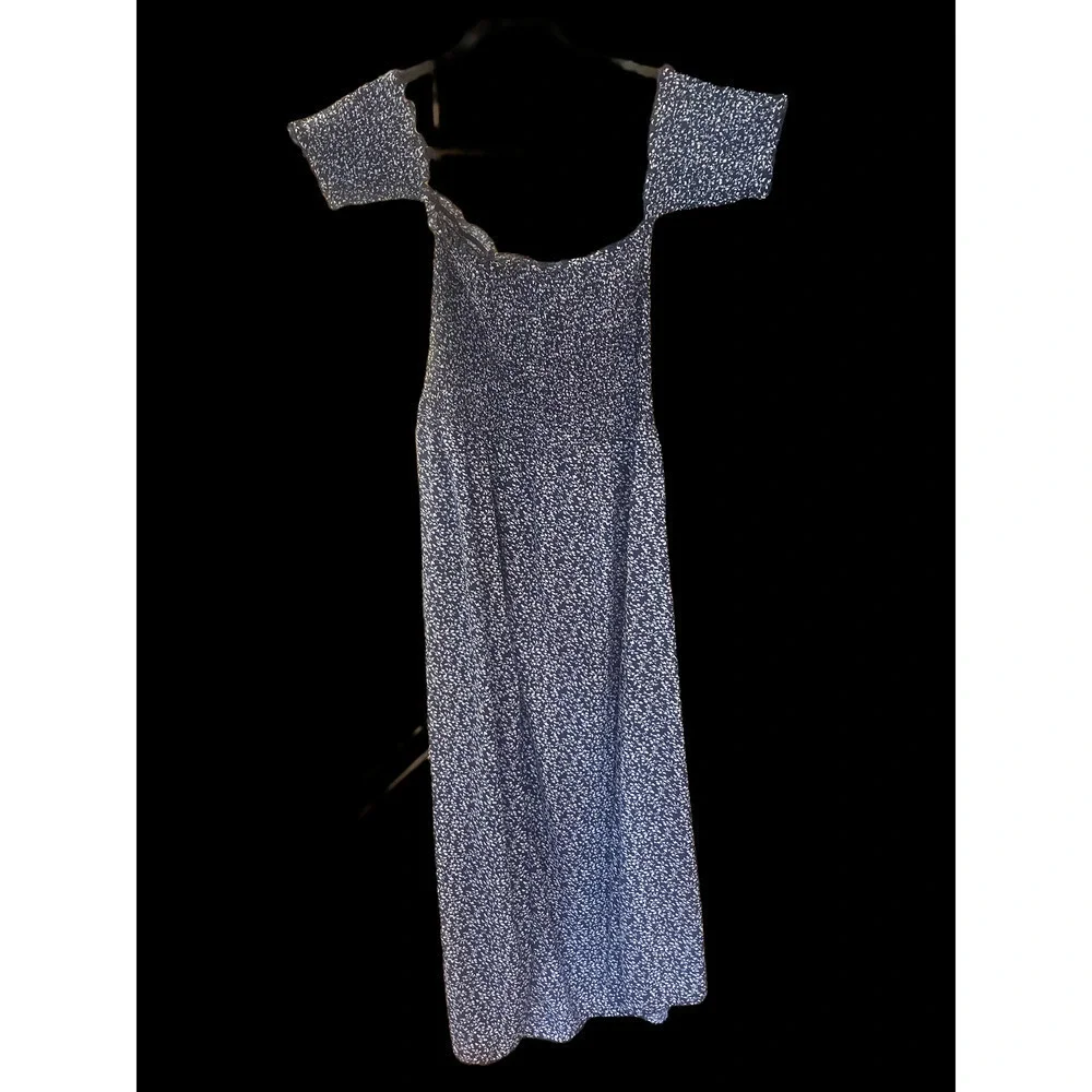 KARA and kate off the shoulder prairie dress - Picture 4 of 9